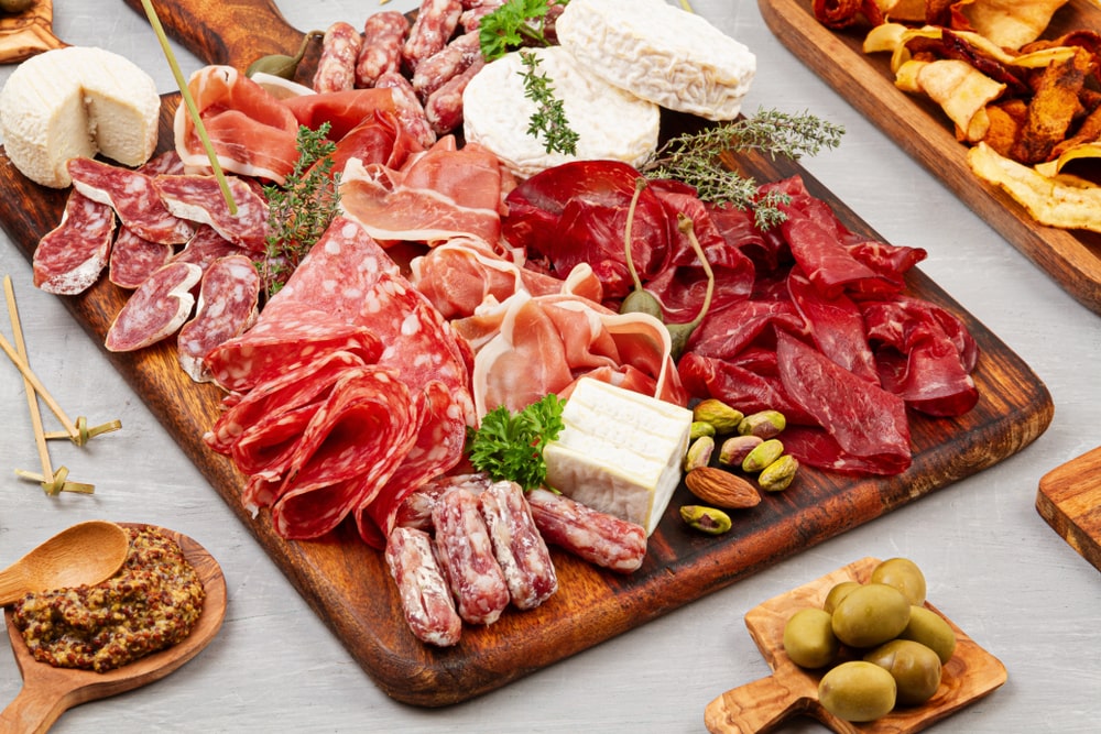 Comment obtenir un bon plateau de fromages avec des charcuteries